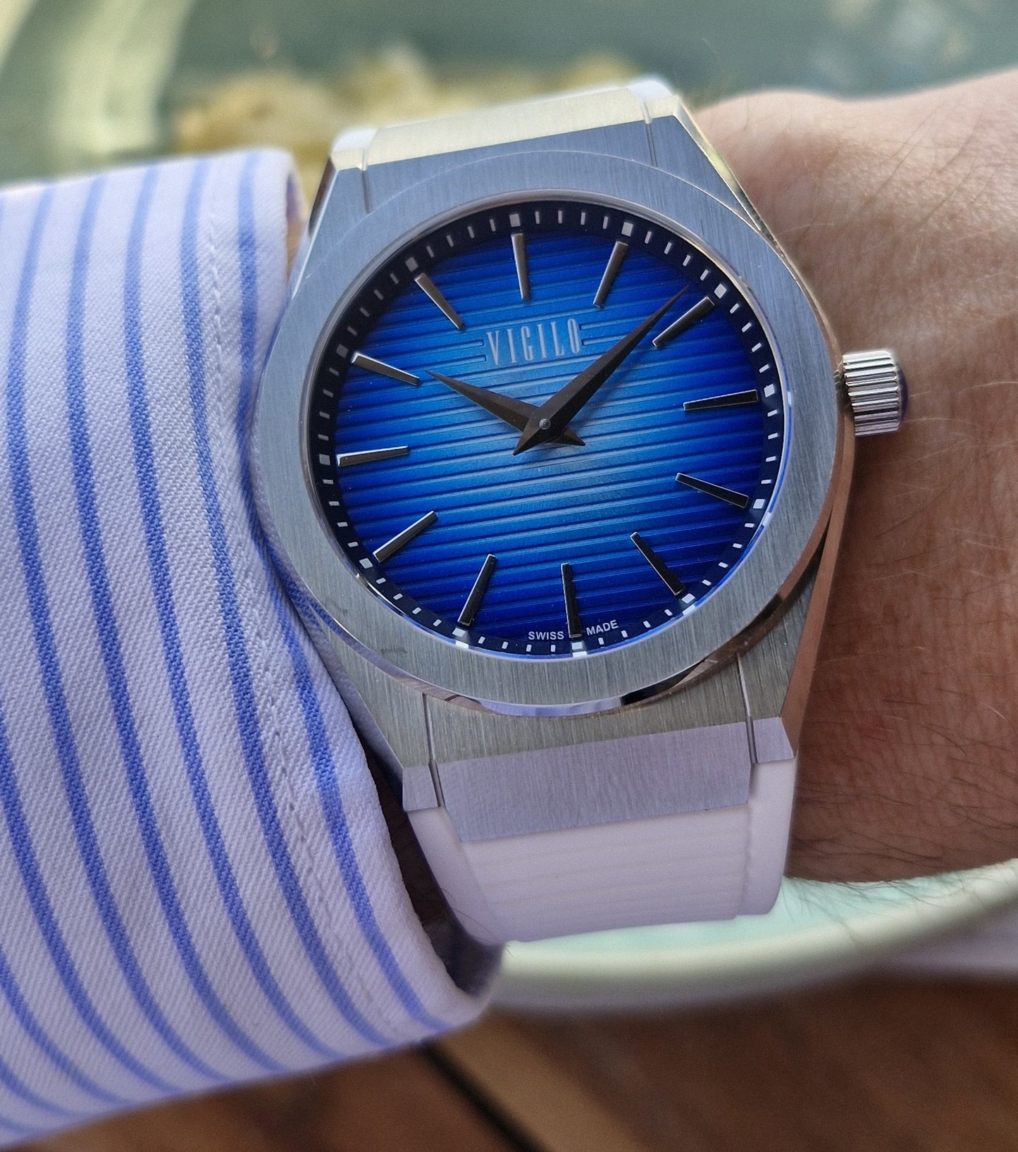 L20.3 Ocean blue Summer